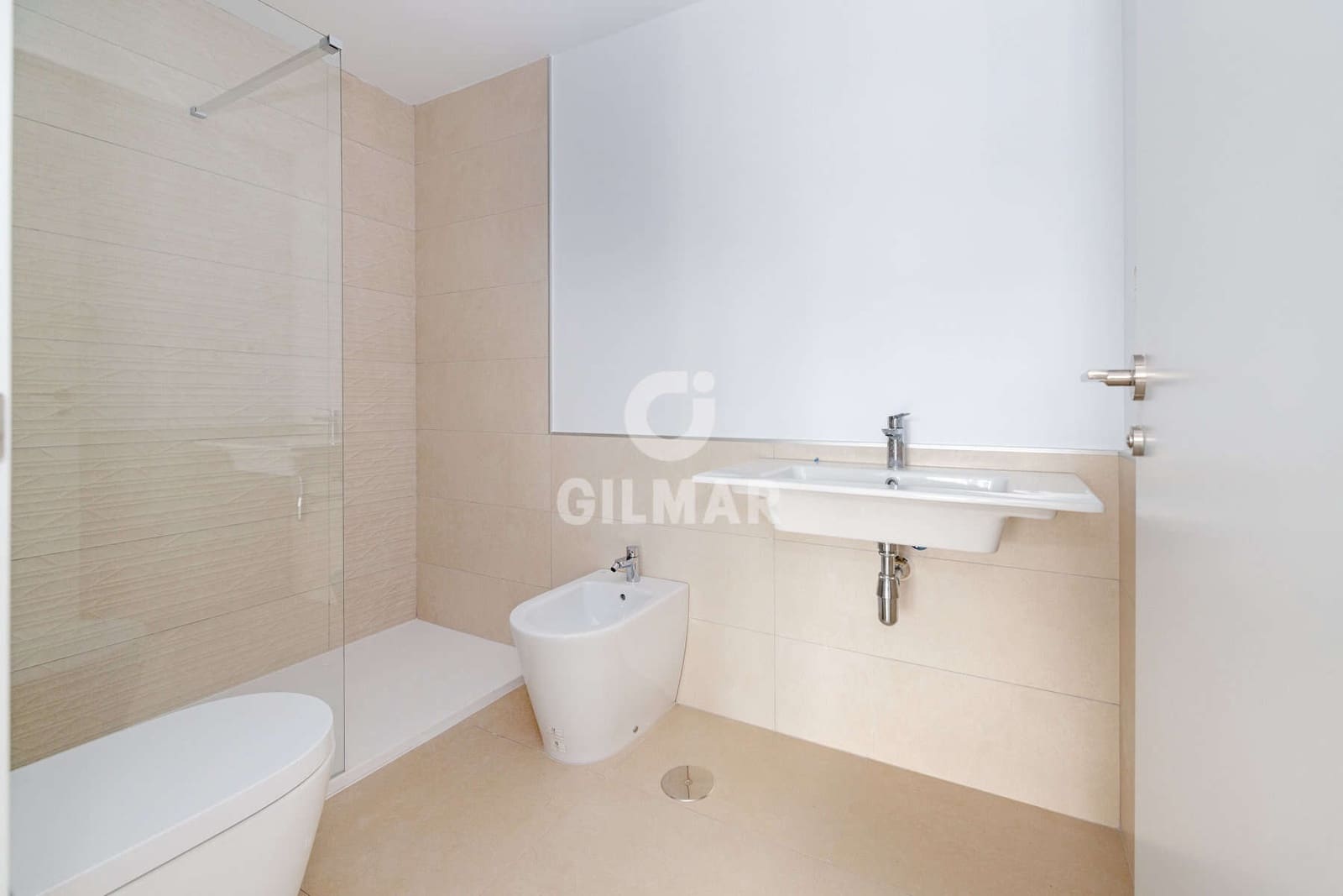 2 quarto Apartamento para venda em Estepona com piscina garagem - 445 000 € (Ref: 9476270)