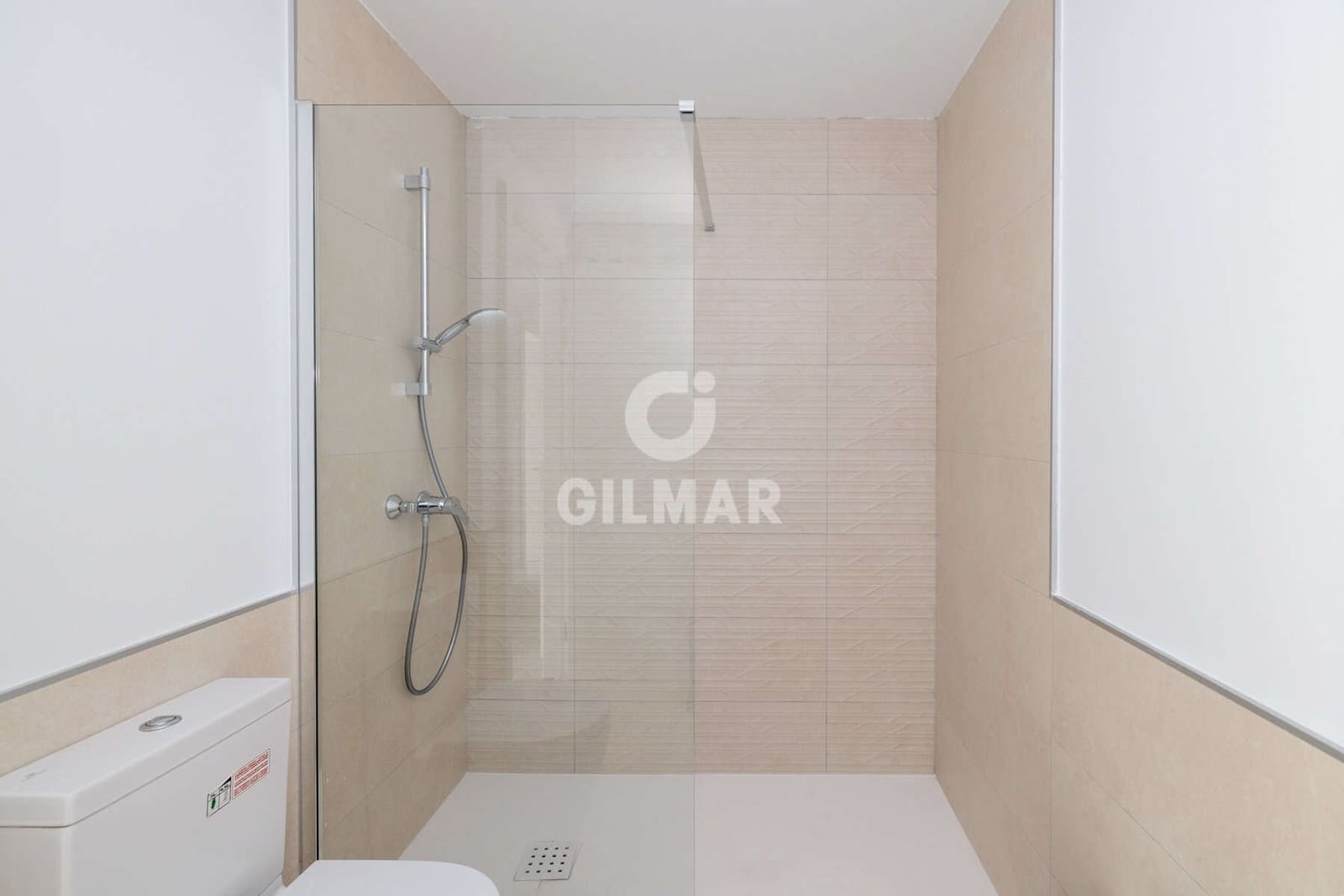 2 quarto Apartamento para venda em Estepona com piscina garagem - 445 000 € (Ref: 9476270)