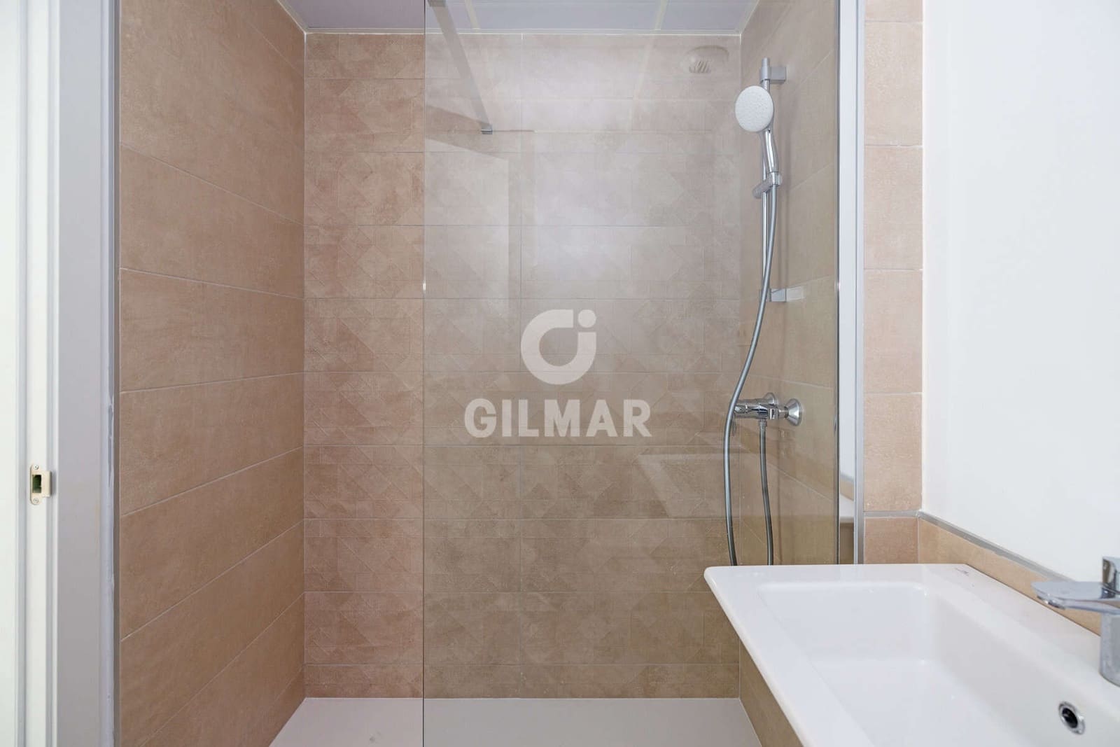 2 quarto Apartamento para venda em Estepona com piscina garagem - 445 000 € (Ref: 9476270)