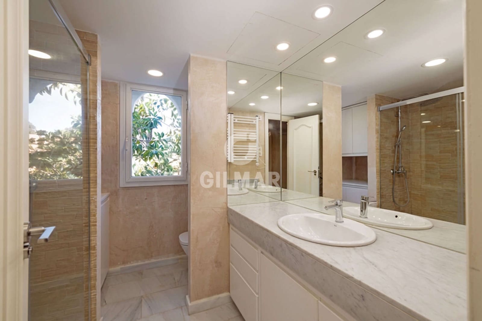 Ático de 4 habitaciones en Atalaya-Isdabe en venta - 1.585.000 € (Ref: 9481452)