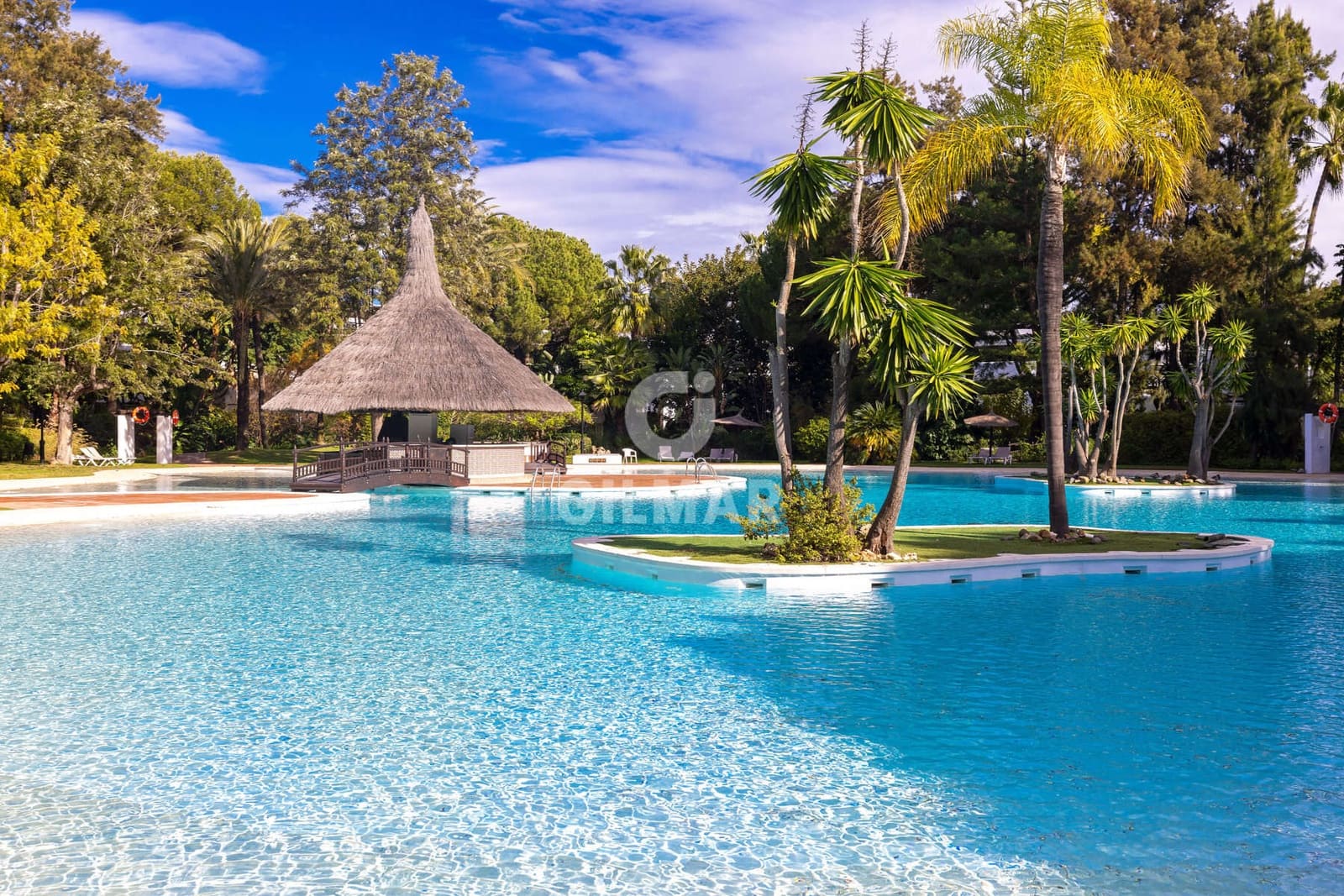 Ático de 4 habitaciones en Atalaya-Isdabe en venta - 1.585.000 € (Ref: 9481452)