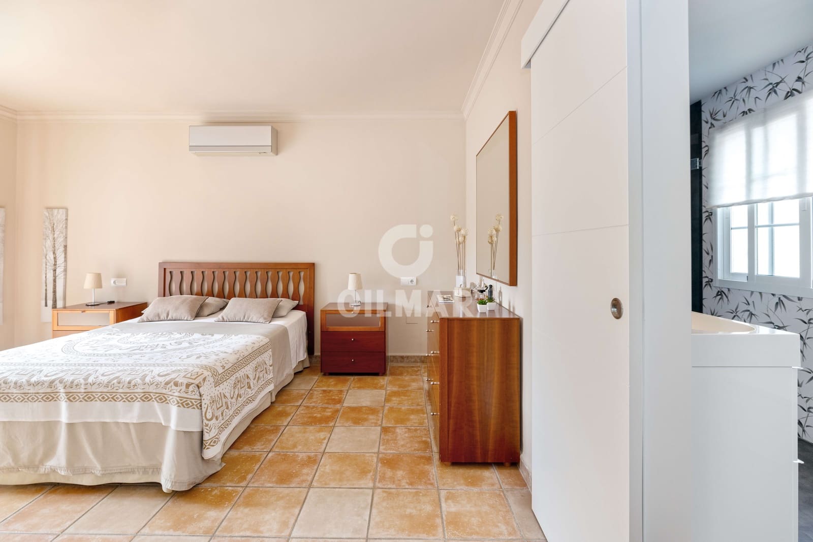 5 chambre Villa/Maison à vendre à Torrequebrada avec piscine garage - 995 000 € (Ref: 9481627)