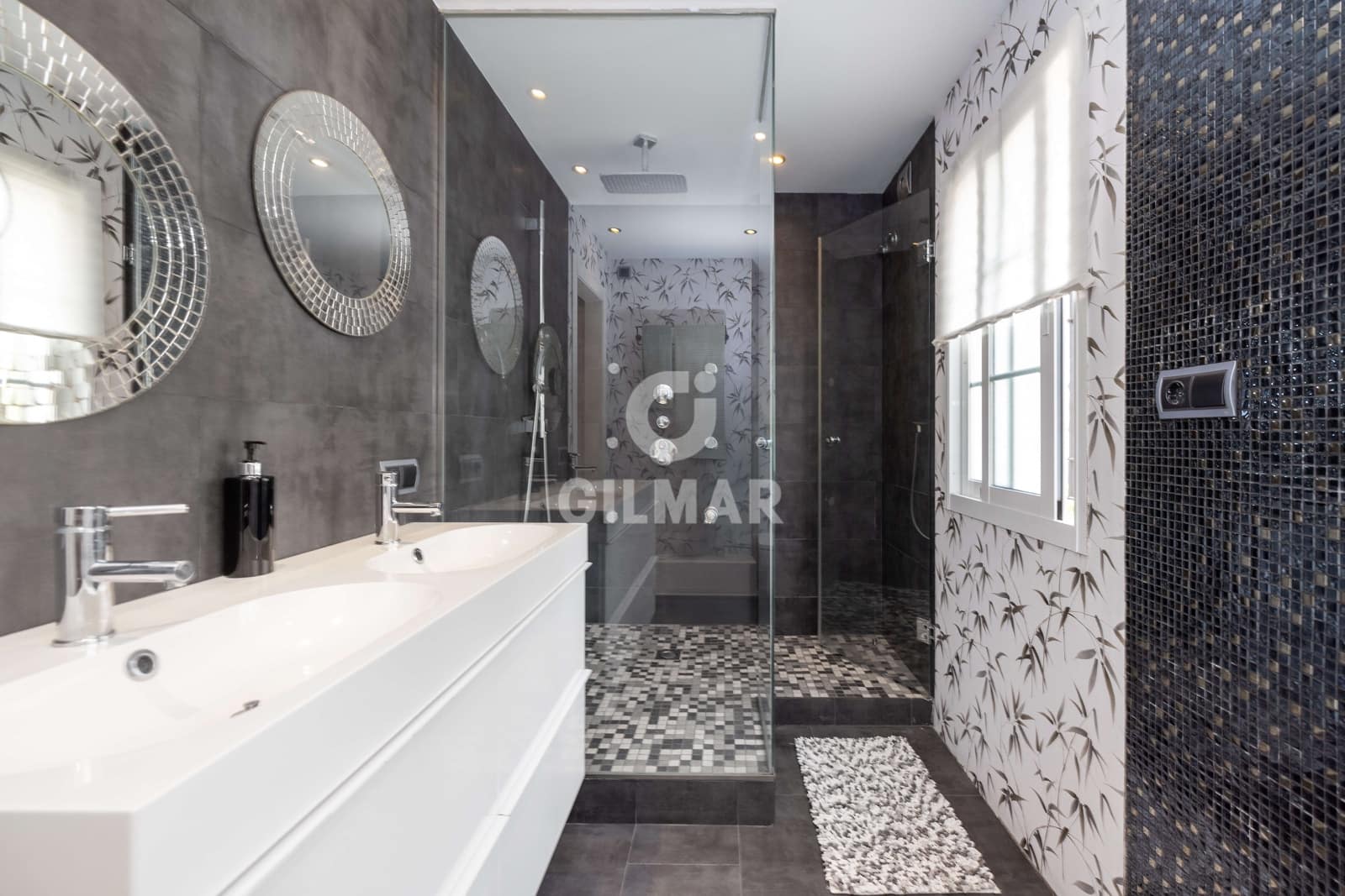 5 chambre Villa/Maison à vendre à Torrequebrada avec piscine garage - 995 000 € (Ref: 9481627)