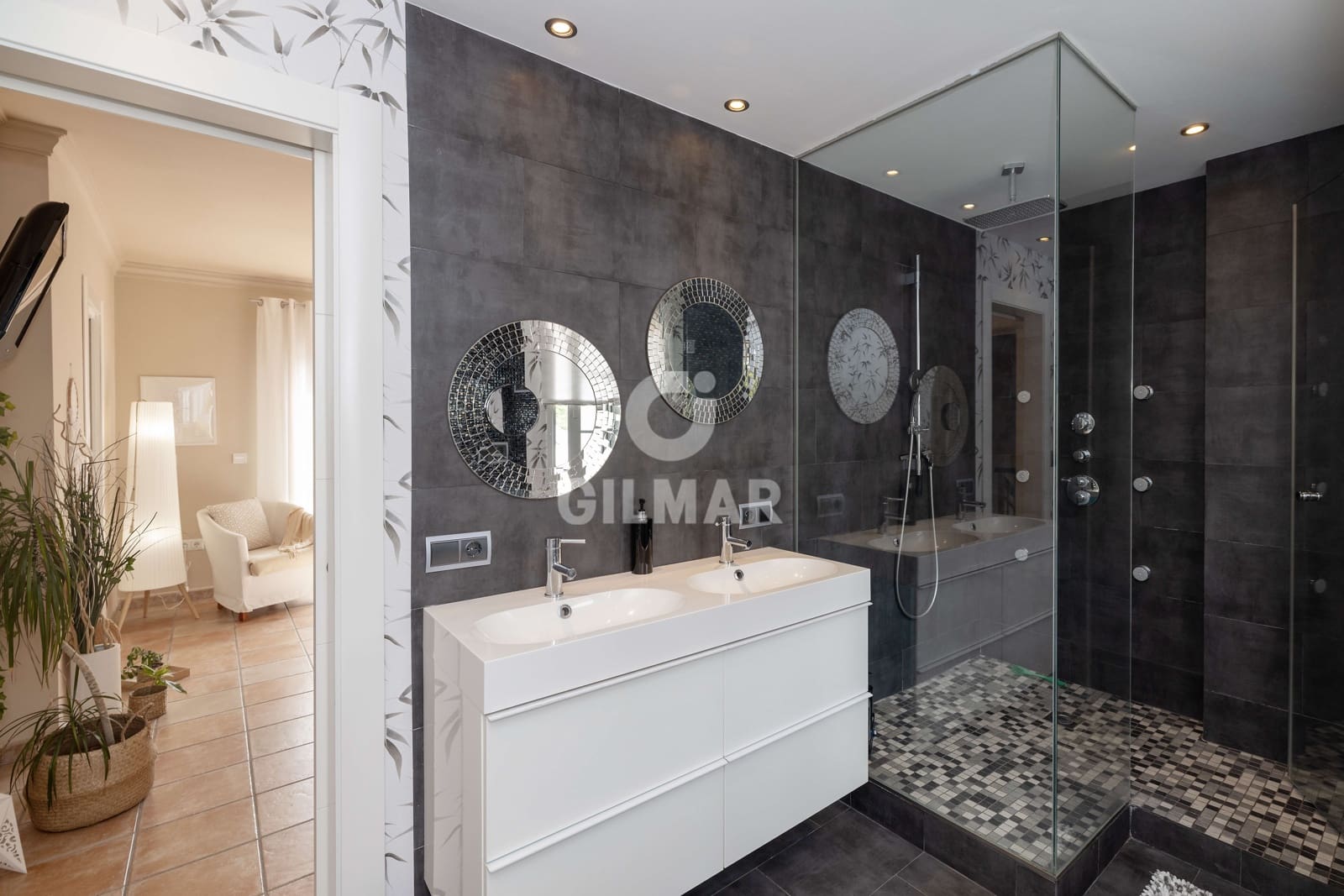 5 chambre Villa/Maison à vendre à Torrequebrada avec piscine garage - 995 000 € (Ref: 9481627)