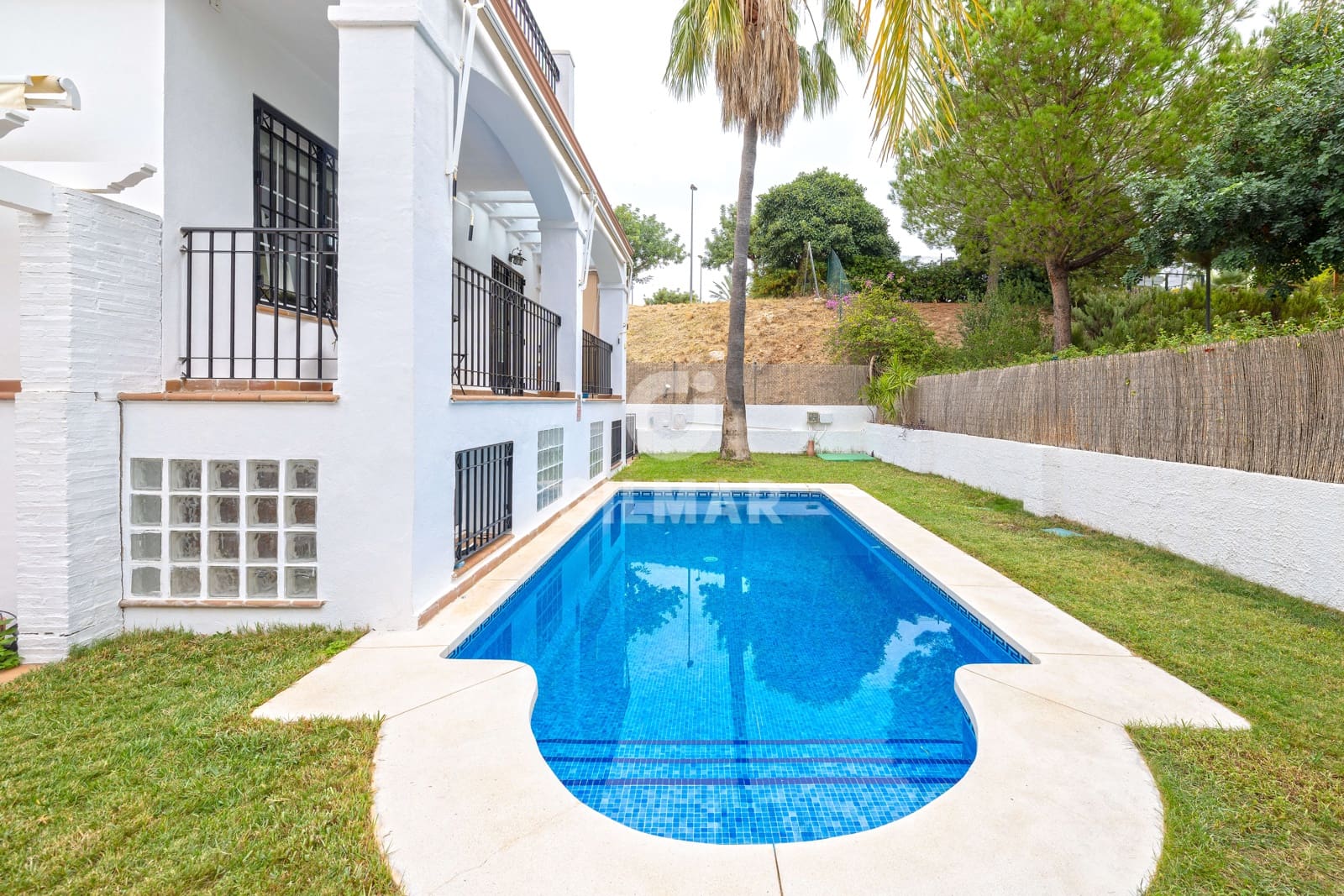 5 chambre Villa/Maison à vendre à Torrequebrada avec piscine garage - 995 000 € (Ref: 9481627)