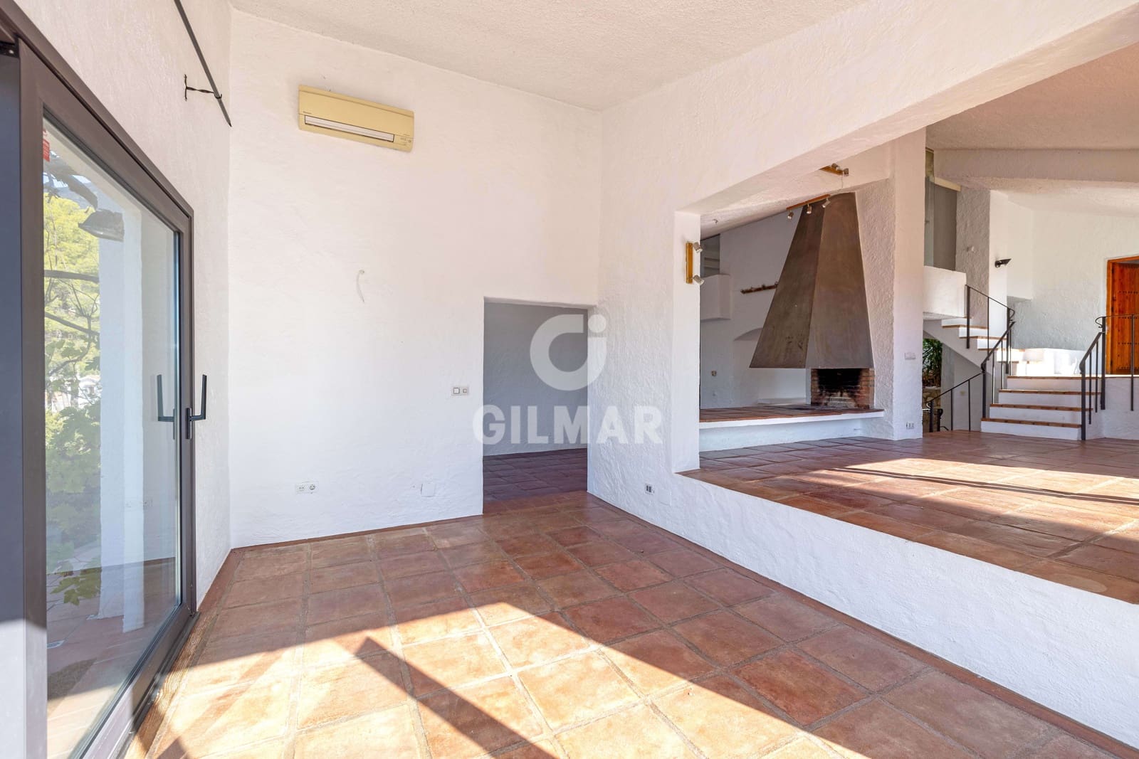 5 bedroom Villa for sale in Mijas with pool - € 980,000 (Ref: 9481628)
