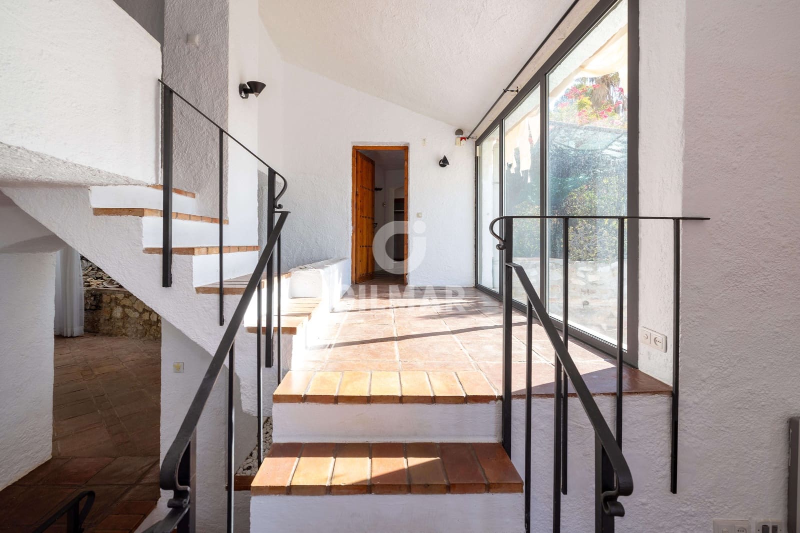 5 bedroom Villa for sale in Mijas with pool - € 980,000 (Ref: 9481628)