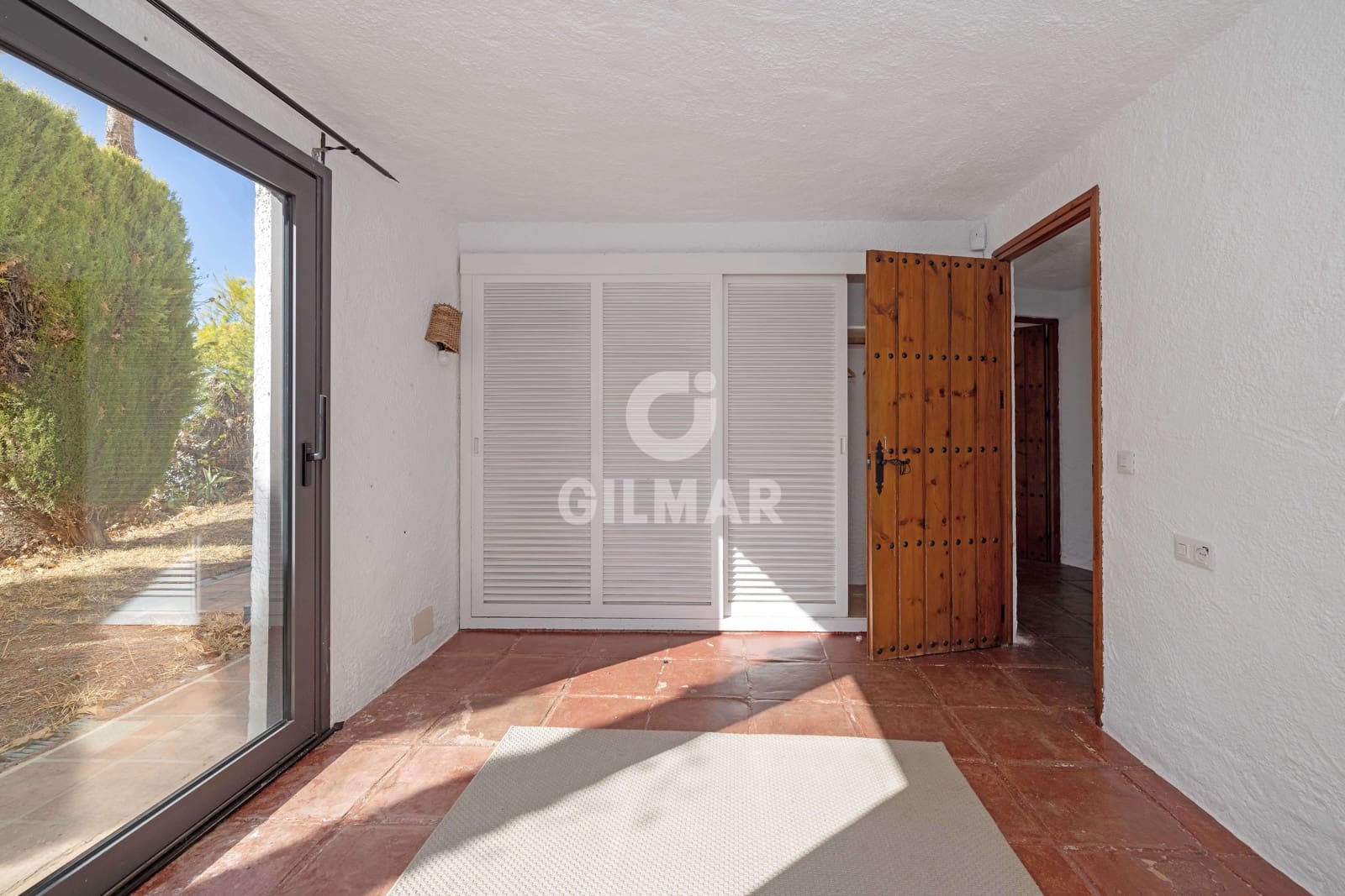 5 bedroom Villa for sale in Mijas with pool - € 980,000 (Ref: 9481628)