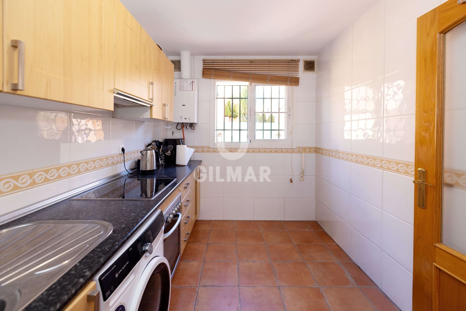 3 bedroom Terraced Villa for sale in Fuengirola with garage - € 549,000 (Ref: 9481629)