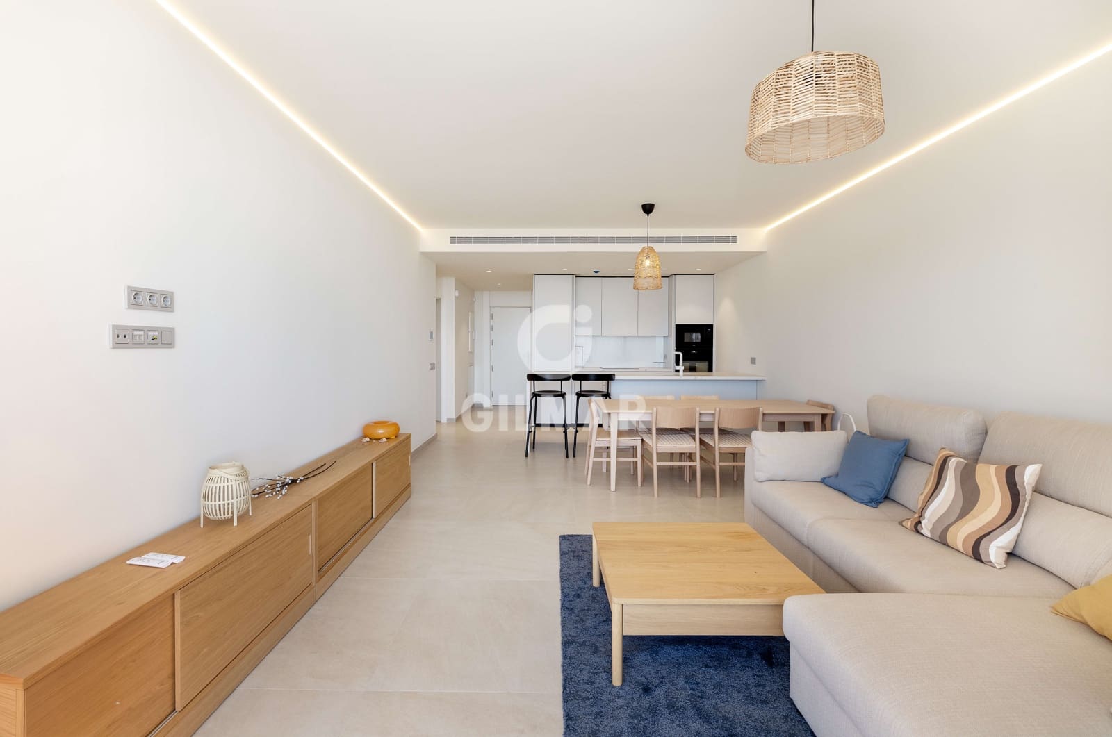 2 bedroom Flat for sale in Fuengirola with pool garage - € 629,000 (Ref: 9481630)