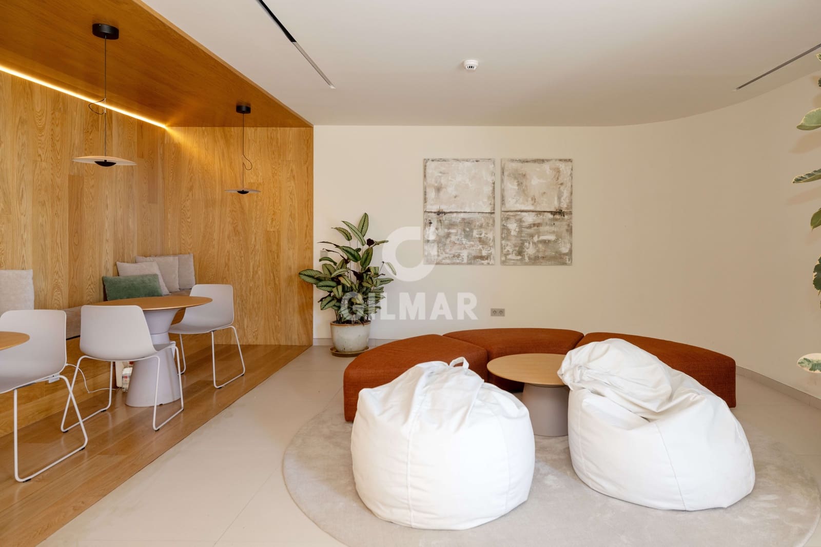 2 bedroom Flat for sale in Fuengirola with pool garage - € 629,000 (Ref: 9481630)