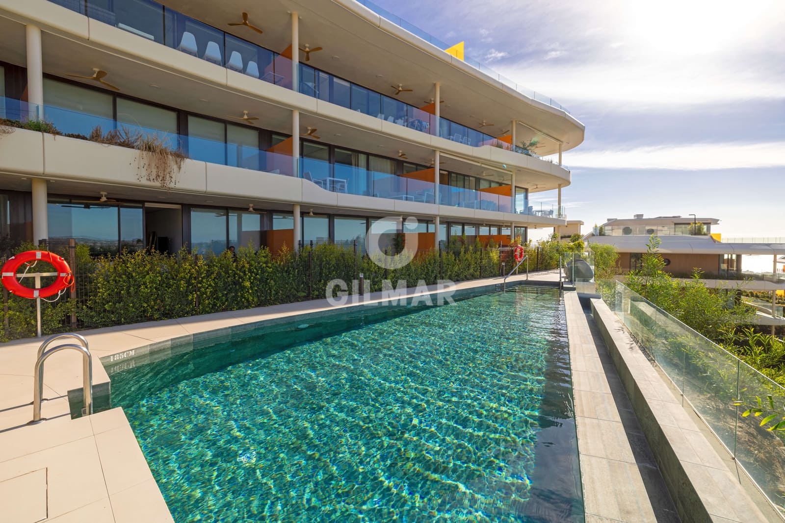 2 bedroom Flat for sale in Fuengirola with pool garage - € 629,000 (Ref: 9481630)