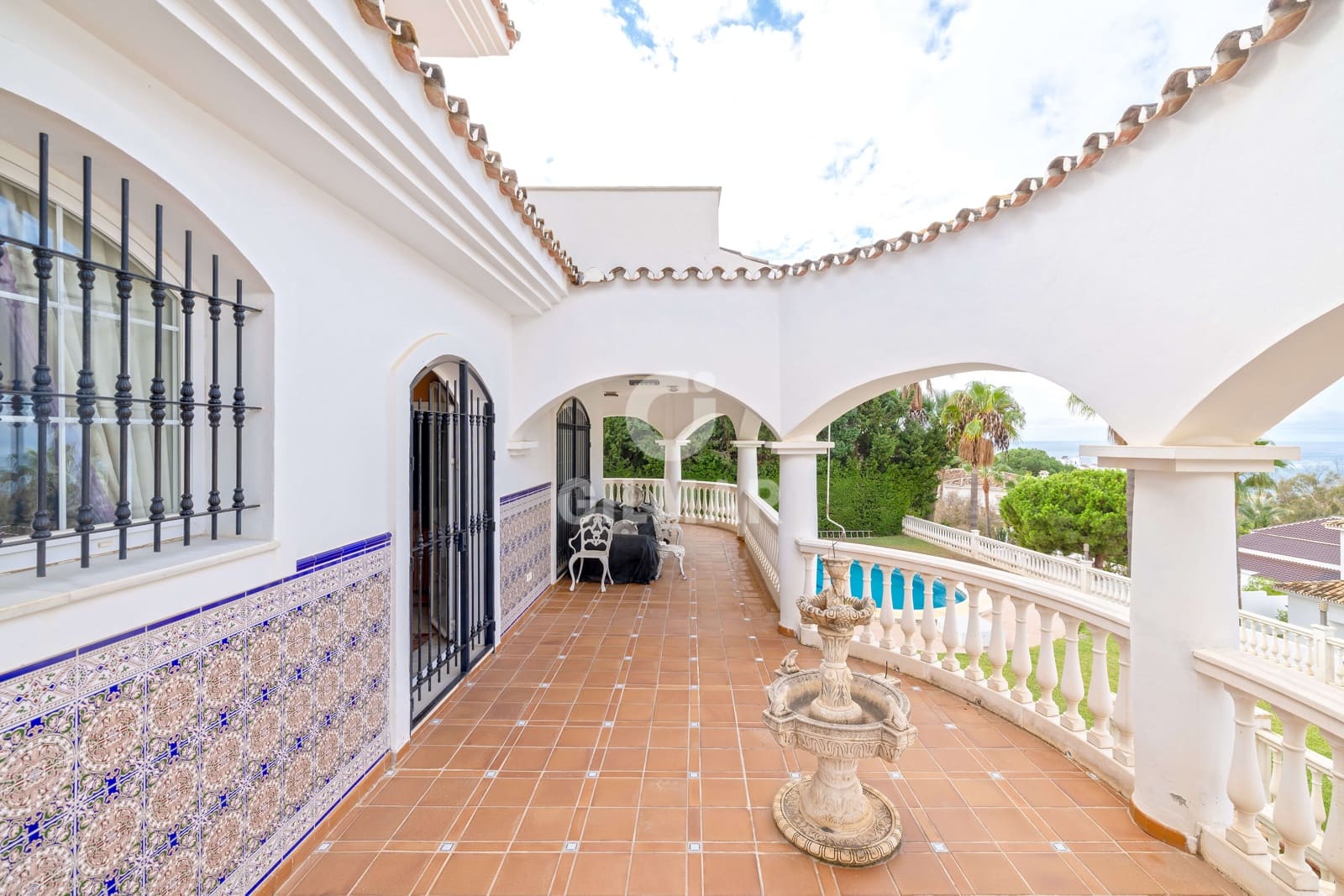 5 chambre Villa/Maison à vendre à Benalmadena avec piscine garage - 1 950 000 € (Ref: 9481631)