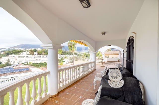 5 chambre Villa/Maison à vendre à Hacienda Torrequebrada, Benalmádena avec piscine garage - 1 950 000 € (Ref: 9481631)