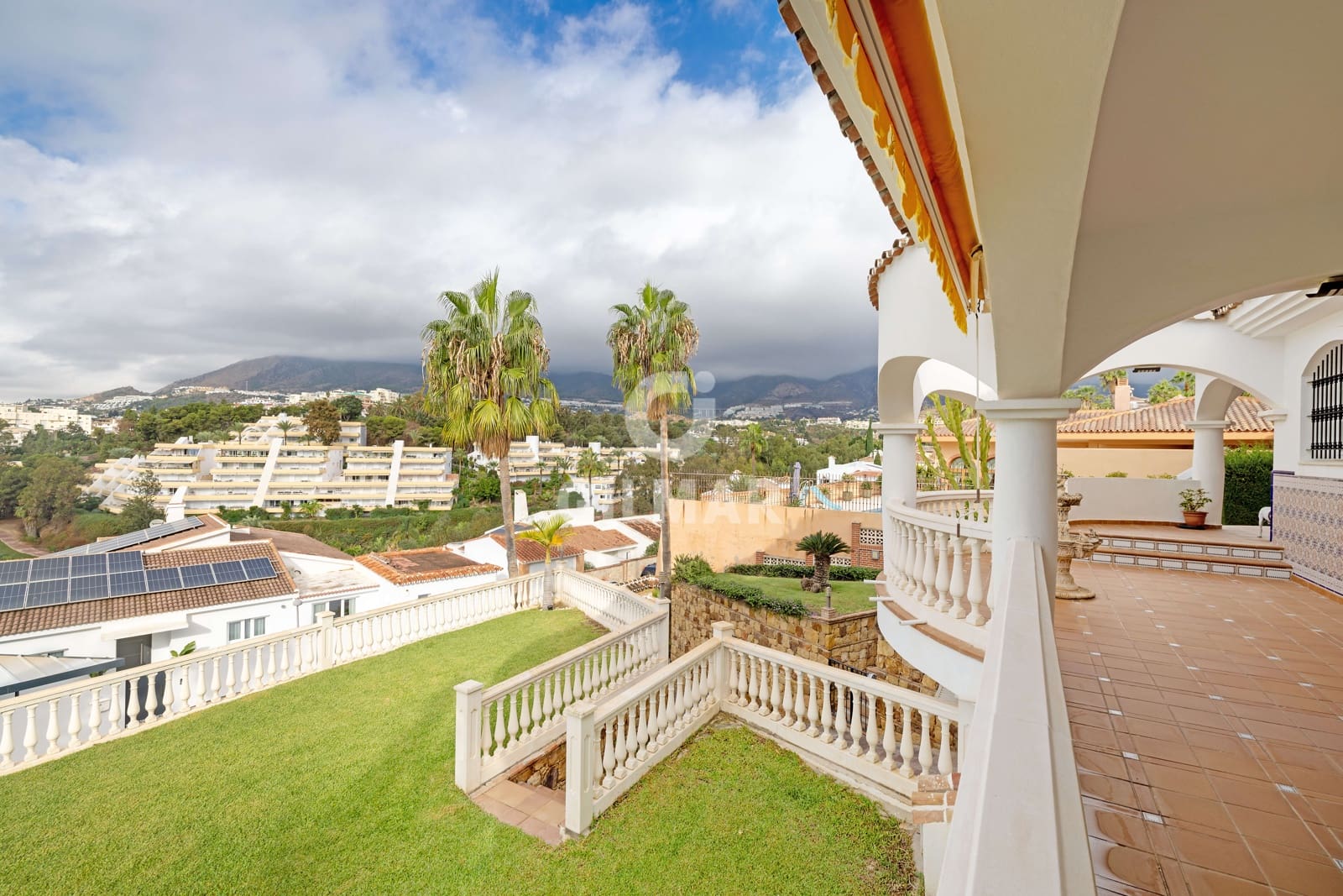 5 chambre Villa/Maison à vendre à Benalmadena avec piscine garage - 1 950 000 € (Ref: 9481631)