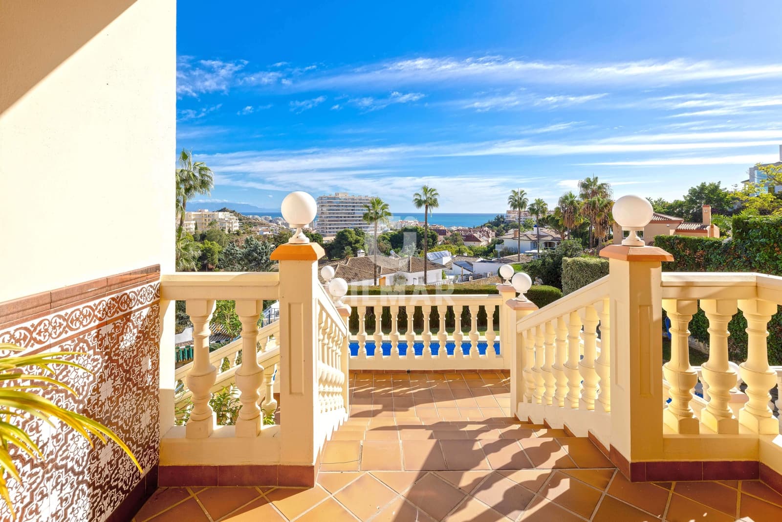 Chalet de 10 habitaciones en Benalmadena Costa en venta con piscina garaje - 2.195.000 € (Ref: 9481632)