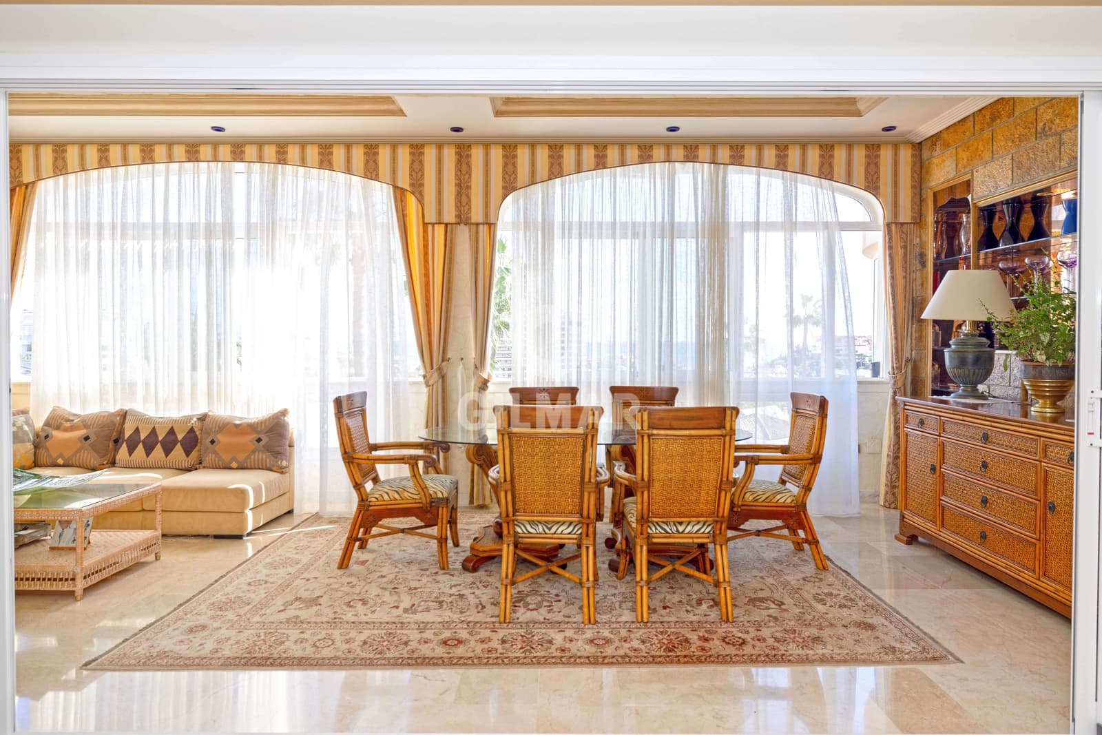 Chalet de 10 habitaciones en Benalmadena Costa en venta con piscina garaje - 2.195.000 € (Ref: 9481632)