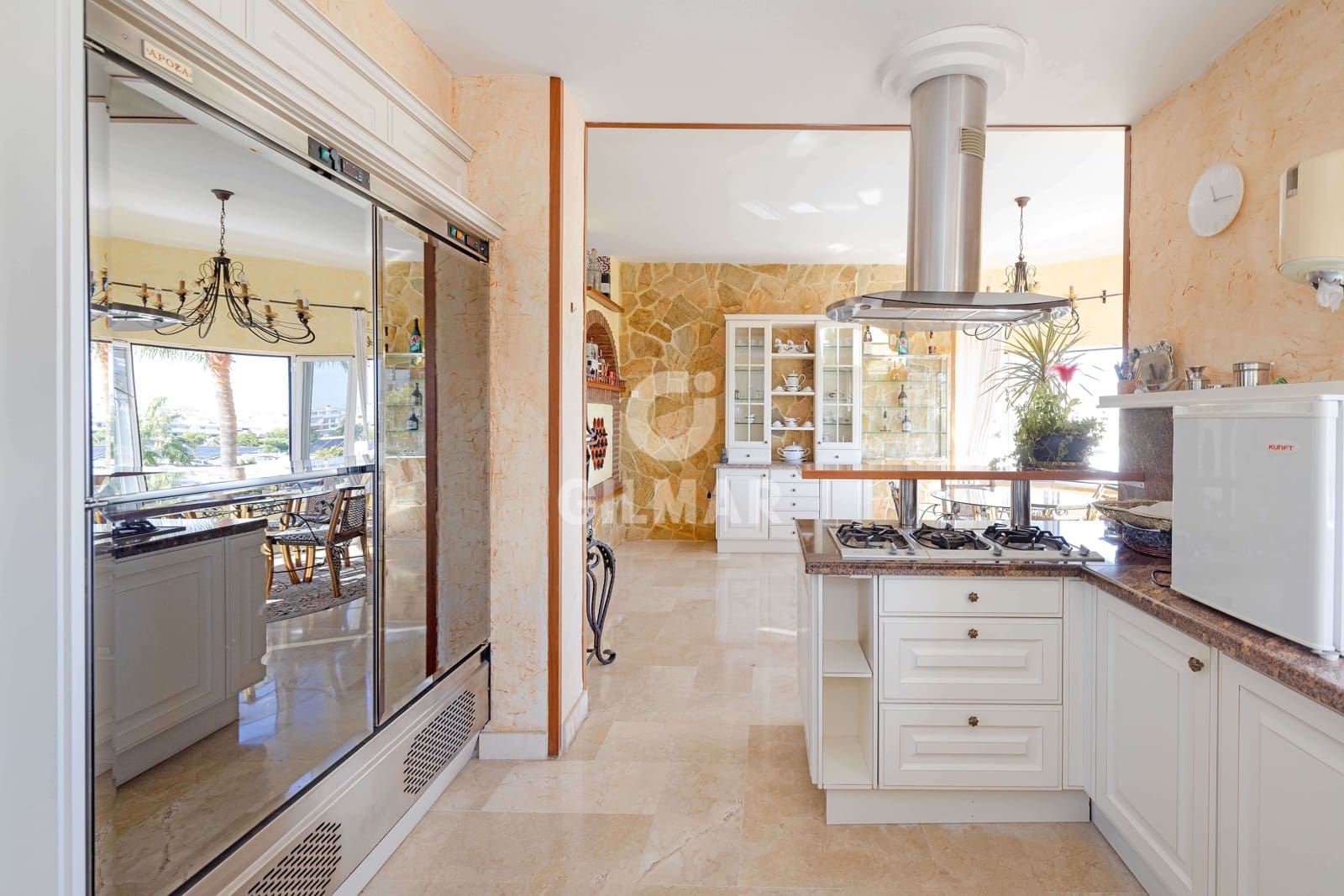 Chalet de 10 habitaciones en Benalmadena Costa en venta con piscina garaje - 2.195.000 € (Ref: 9481632)