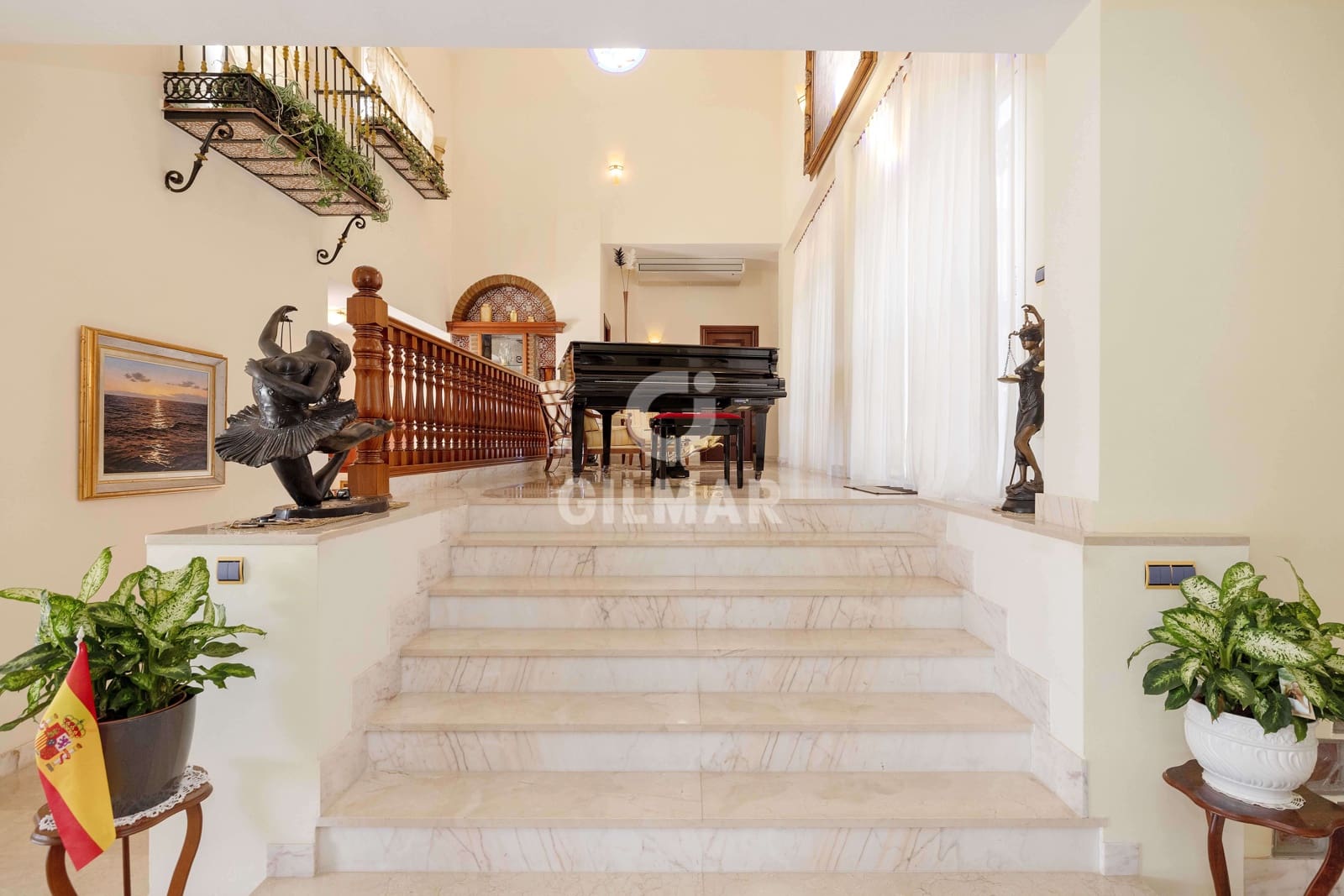 Chalet de 10 habitaciones en Benalmadena Costa en venta con piscina garaje - 2.195.000 € (Ref: 9481632)