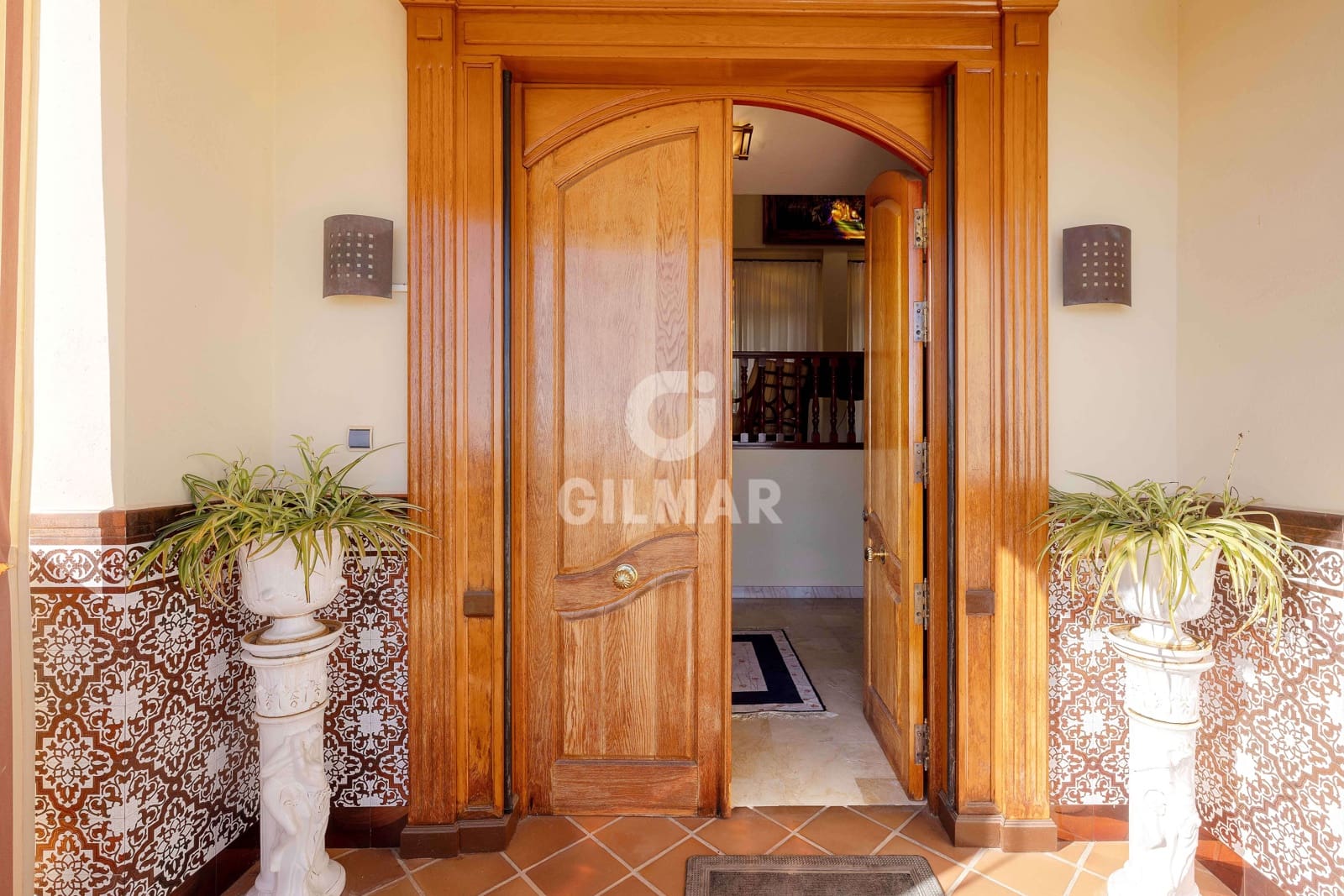 Chalet de 10 habitaciones en Benalmadena Costa en venta con piscina garaje - 2.195.000 € (Ref: 9481632)