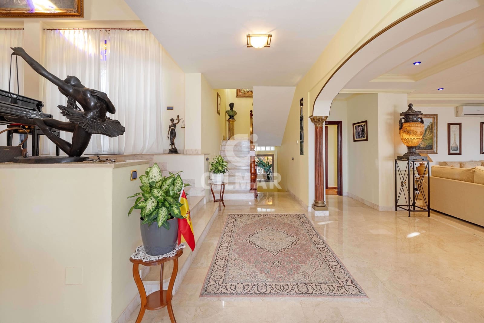 Chalet de 10 habitaciones en Benalmadena Costa en venta con piscina garaje - 2.195.000 € (Ref: 9481632)