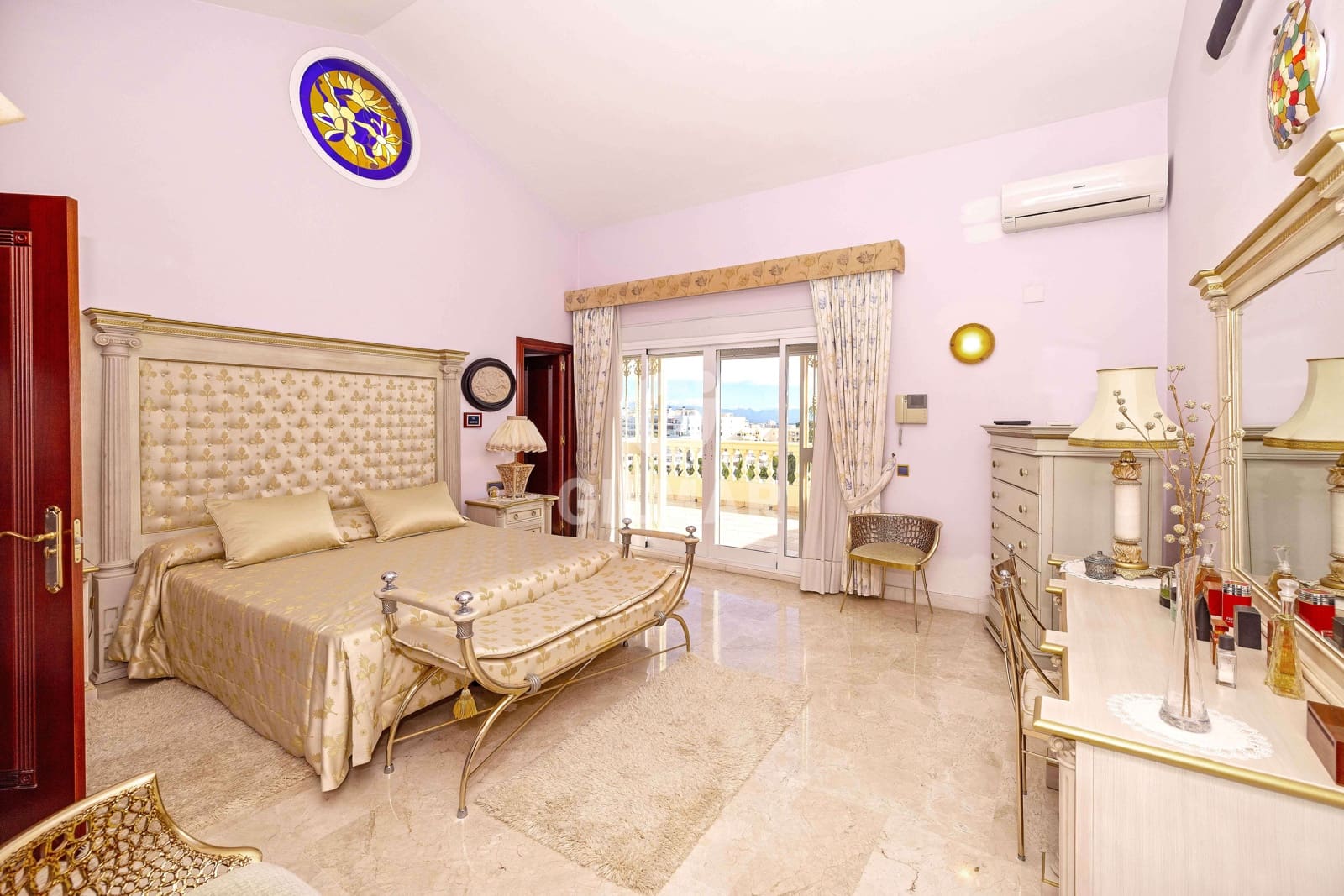 Chalet de 10 habitaciones en Benalmadena Costa en venta con piscina garaje - 2.195.000 € (Ref: 9481632)