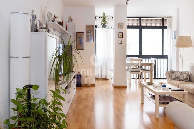 3 bedroom Flat for sale in Playa de los Boliches, Fuengirola with pool garage - € 440,000 (Ref: 9481634)