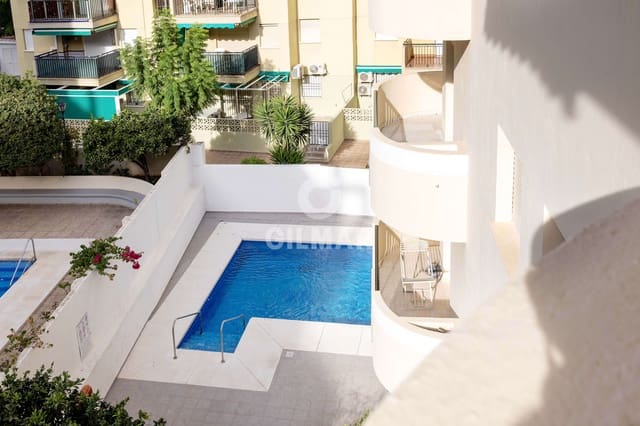 3 bedroom Flat for sale in Playa de los Boliches, Fuengirola with pool garage - € 440,000 (Ref: 9481634)