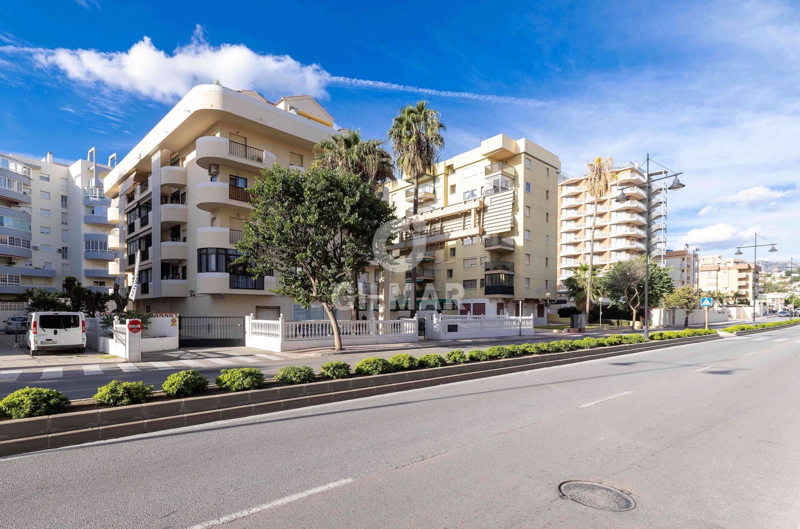 3 bedroom Flat for sale in Fuengirola with pool garage - € 440,000 (Ref: 9481634)