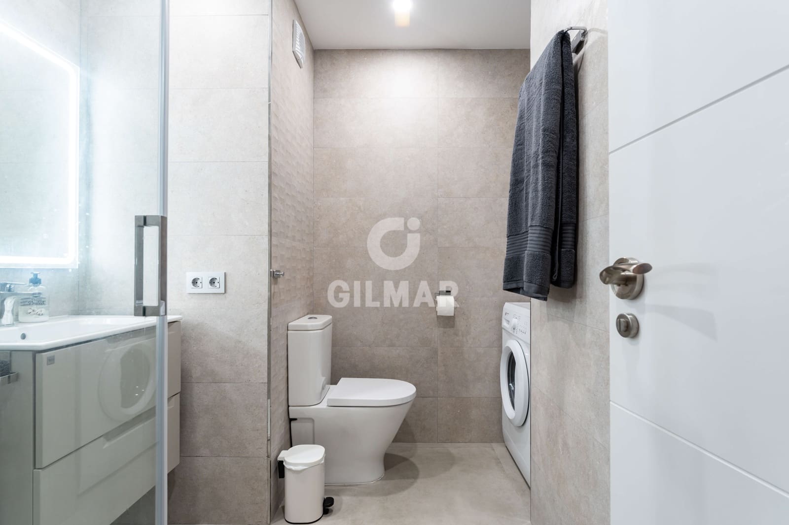 1 bedroom Flat for sale in Fuengirola - € 240,000 (Ref: 9481635)