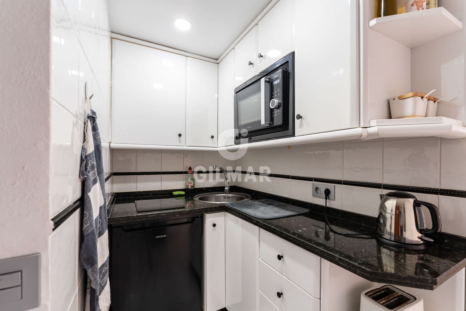 1 bedroom Flat for sale in Fuengirola - € 240,000 (Ref: 9481635)