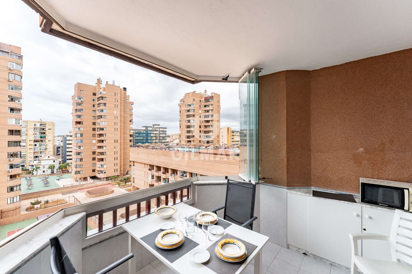 1 bedroom Flat for sale in Fuengirola - € 240,000 (Ref: 9481635)