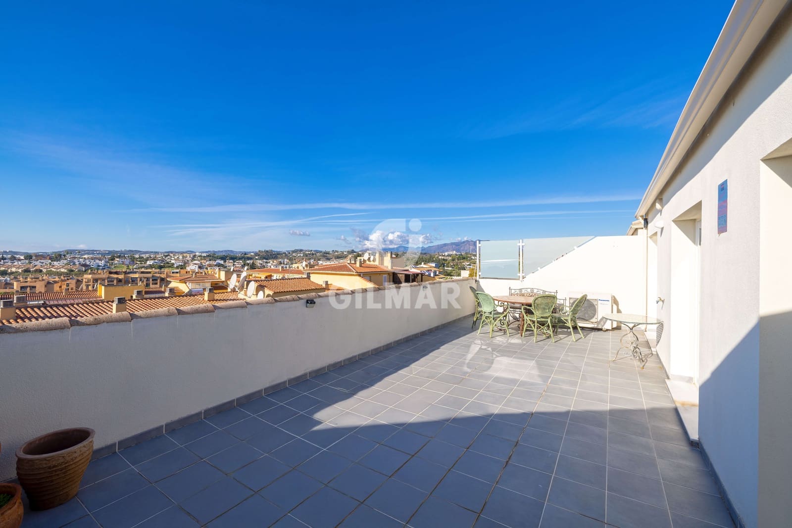 3 quarto Penthouse para venda em Fuengirola com piscina garagem - 670 000 € (Ref: 9481636)