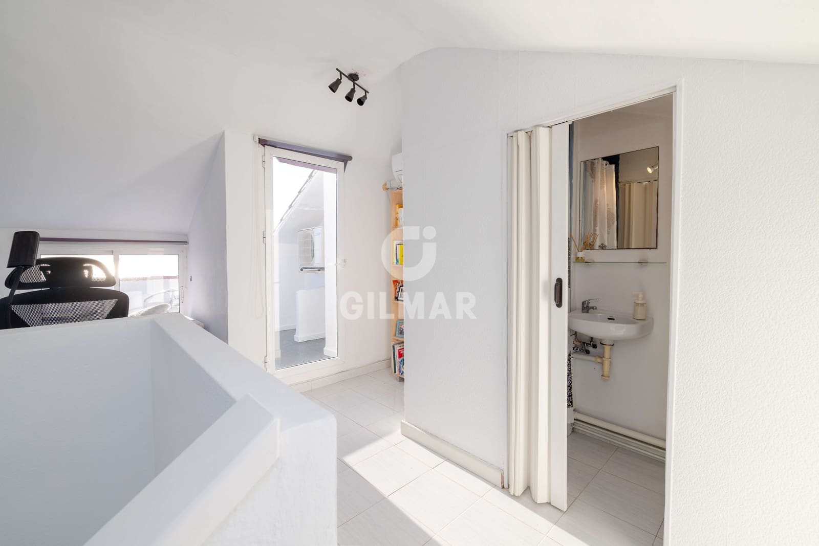 Adosado de 4 habitaciones en Benalmádena en venta con piscina garaje - 425.000 € (Ref: 9481637)