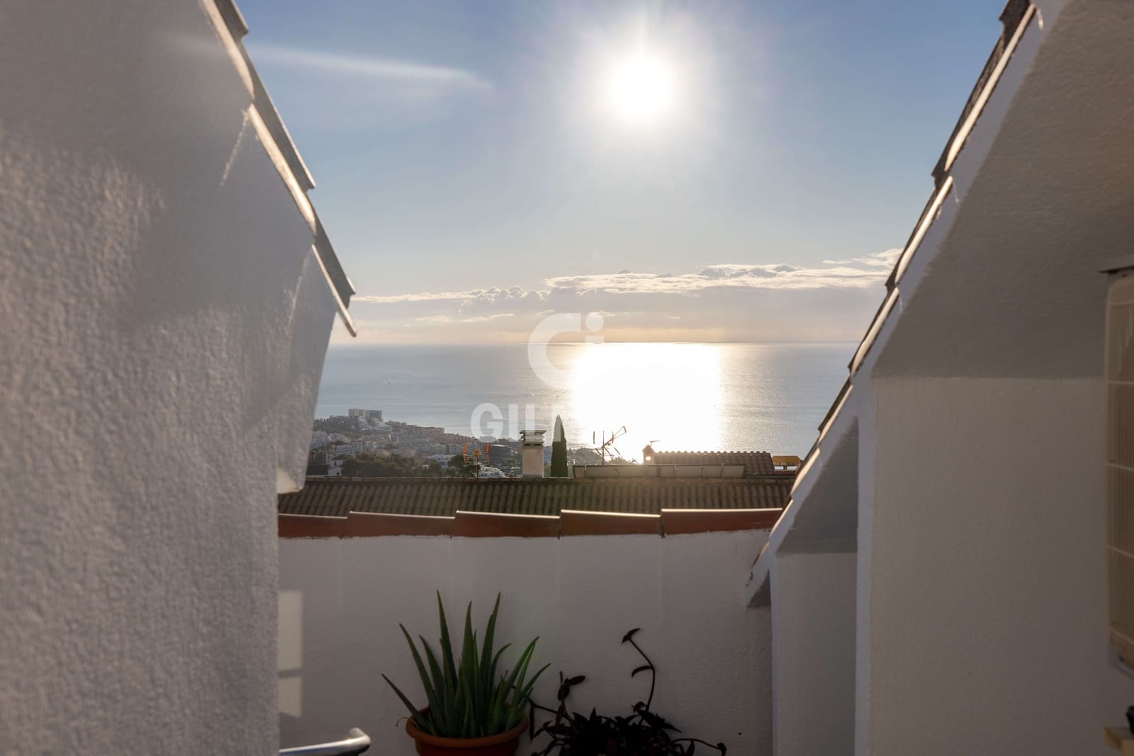 Adosado de 4 habitaciones en Benalmádena en venta con piscina garaje - 425.000 € (Ref: 9481637)