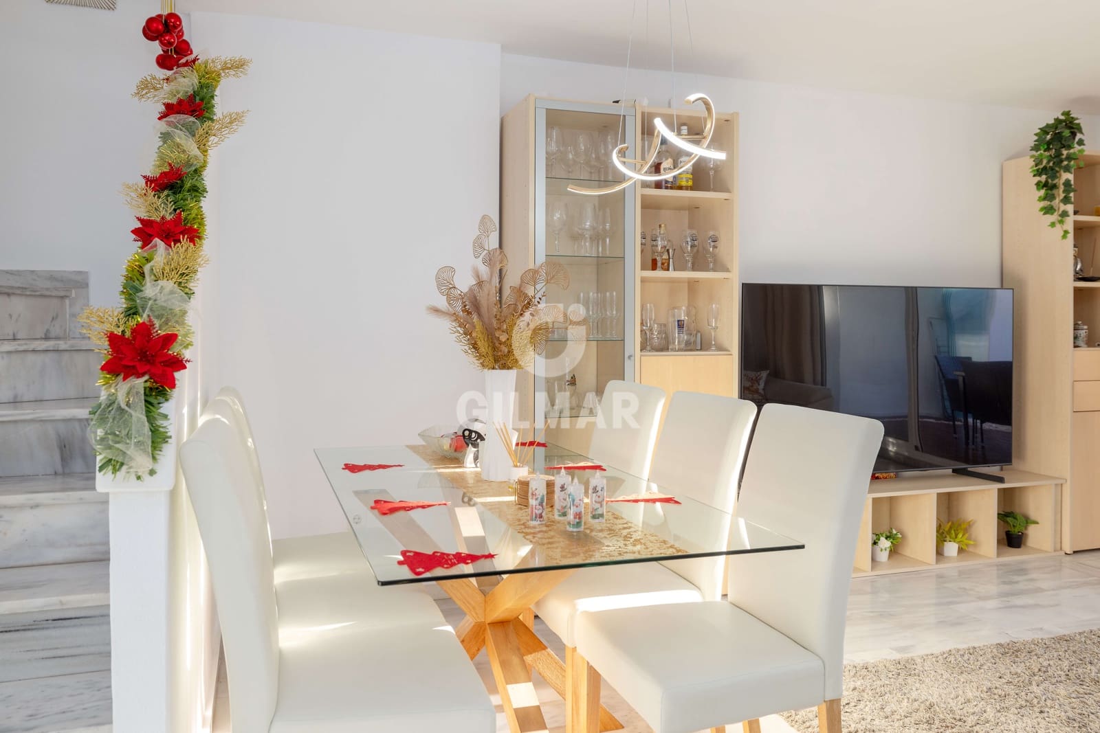 Adosado de 4 habitaciones en Benalmádena en venta con piscina garaje - 425.000 € (Ref: 9481637)