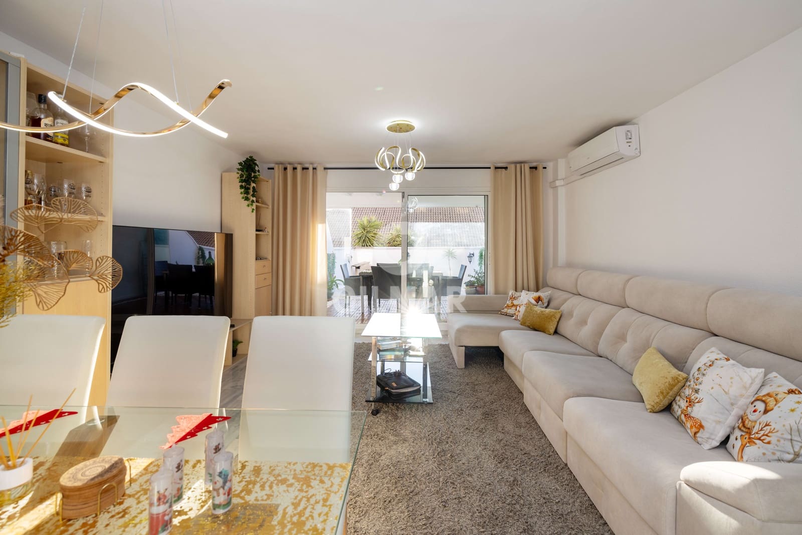 Adosado de 4 habitaciones en Benalmádena en venta con piscina garaje - 425.000 € (Ref: 9481637)