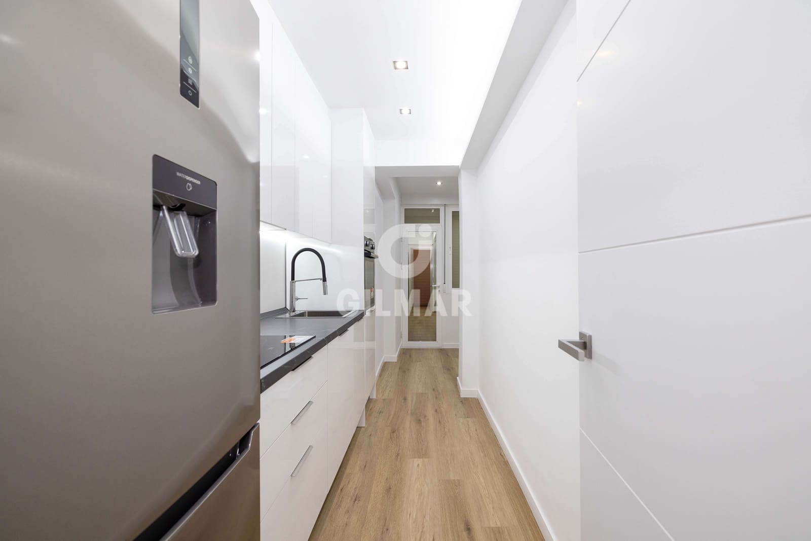 Piso de 3 habitaciones en Fuengirola en venta - 325.000 € (Ref: 9481638)