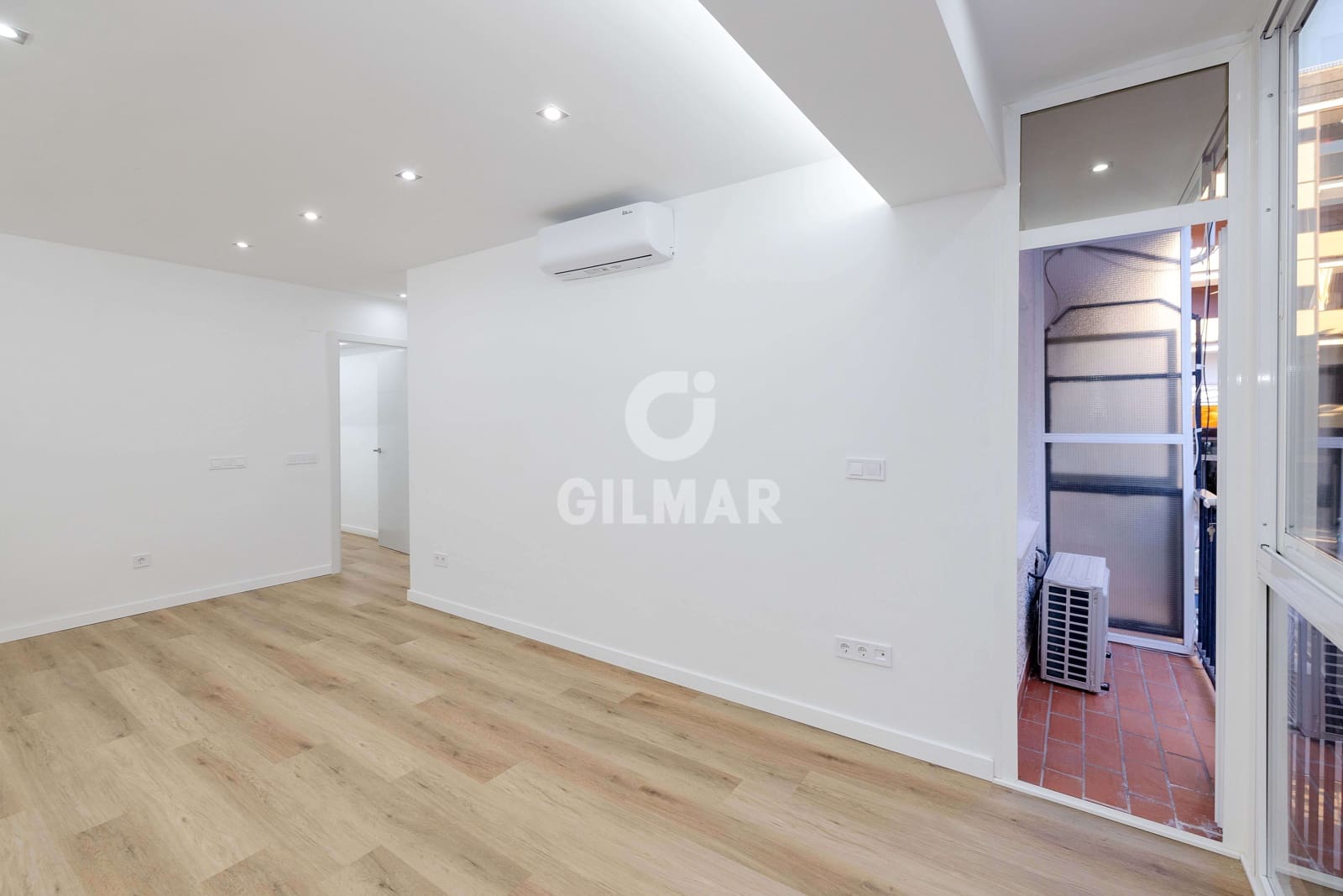 Piso de 3 habitaciones en Fuengirola en venta - 325.000 € (Ref: 9481638)