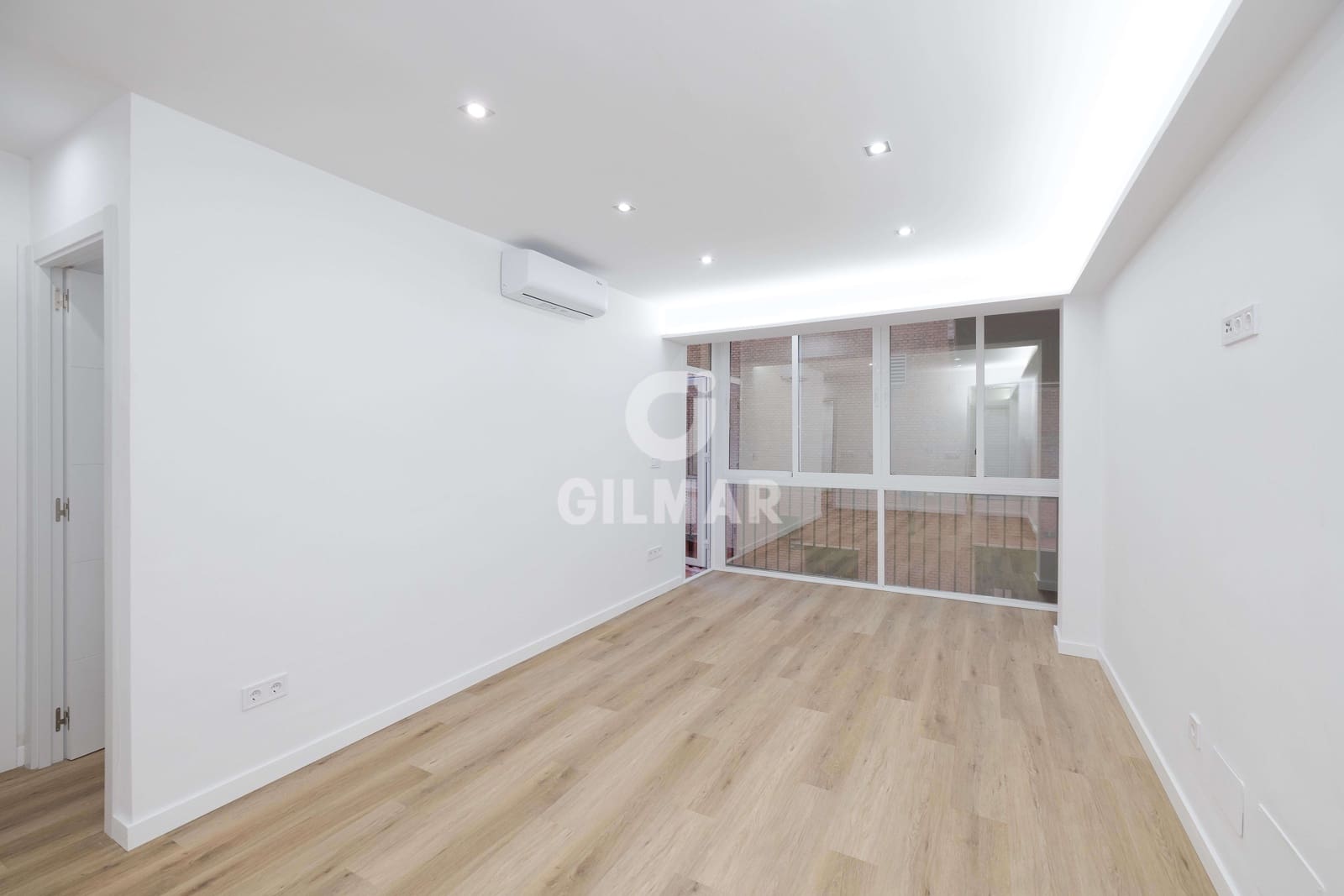 Piso de 3 habitaciones en Fuengirola en venta - 325.000 € (Ref: 9481638)