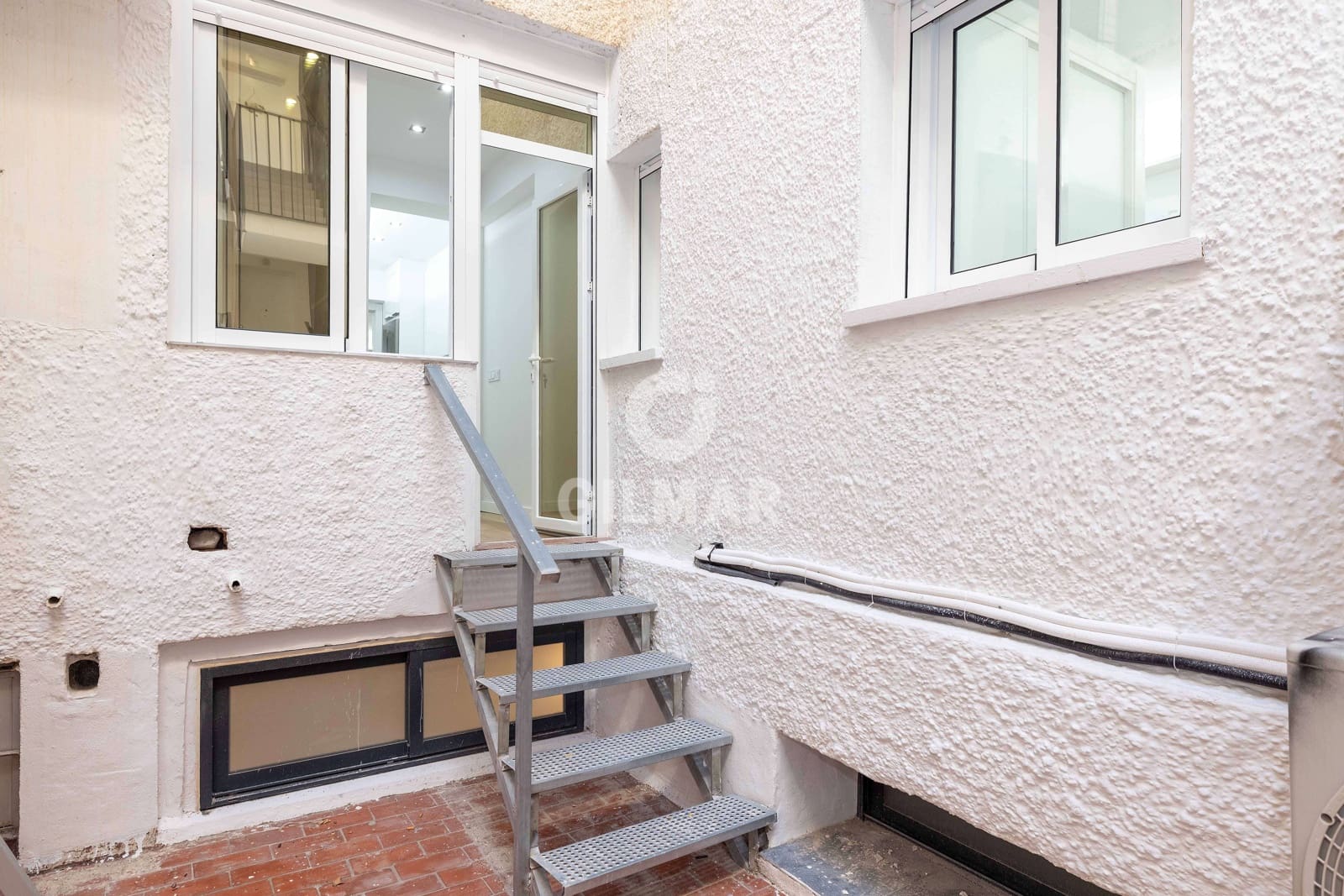 Piso de 3 habitaciones en Fuengirola en venta - 325.000 € (Ref: 9481638)