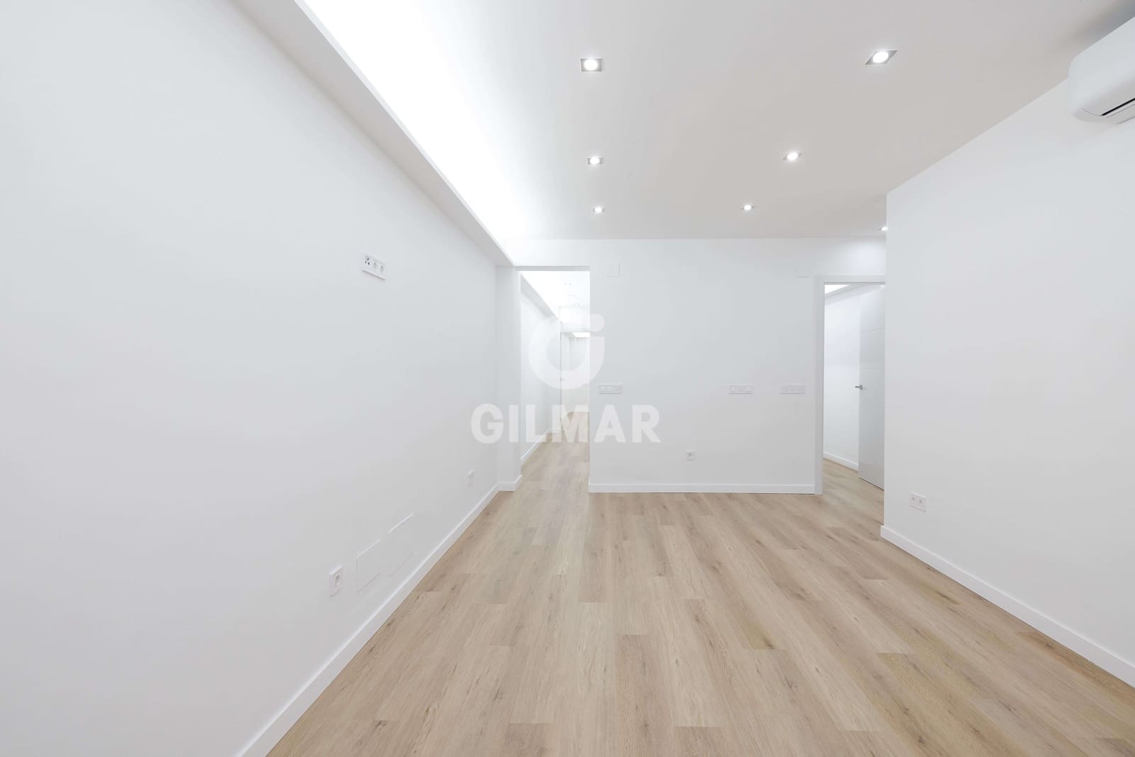 Piso de 3 habitaciones en Fuengirola en venta - 325.000 € (Ref: 9481638)