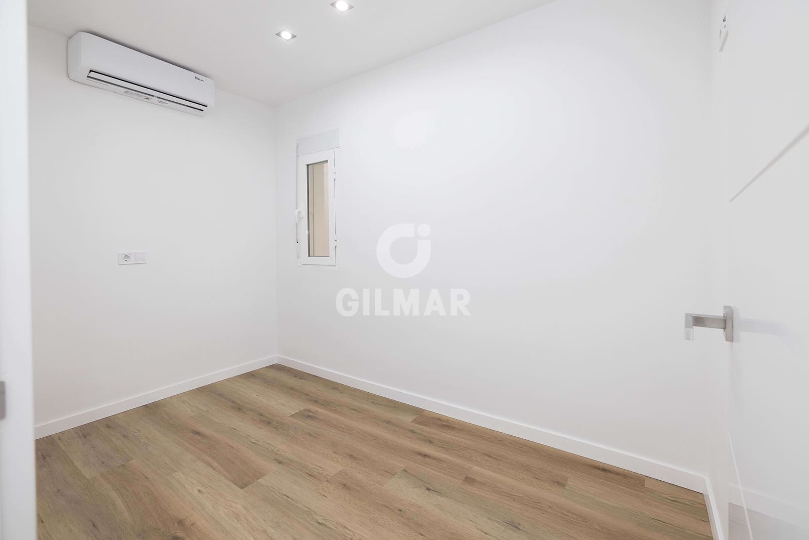 Piso de 3 habitaciones en Fuengirola en venta - 325.000 € (Ref: 9481638)