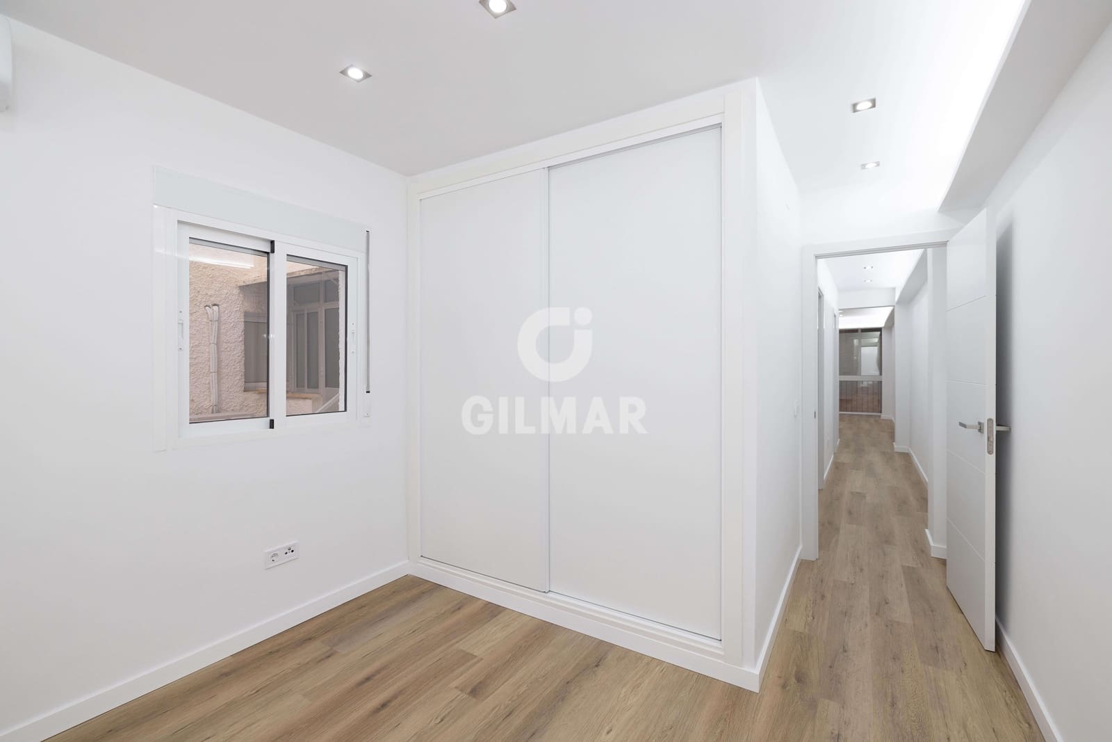 Piso de 3 habitaciones en Fuengirola en venta - 325.000 € (Ref: 9481638)