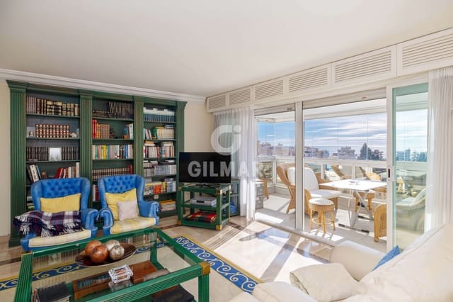 5 slaapkamer Penthouse te koop in Huerta Belón - Calvario, Marbella met garage - € 1.200.000 (Ref: 9484962)