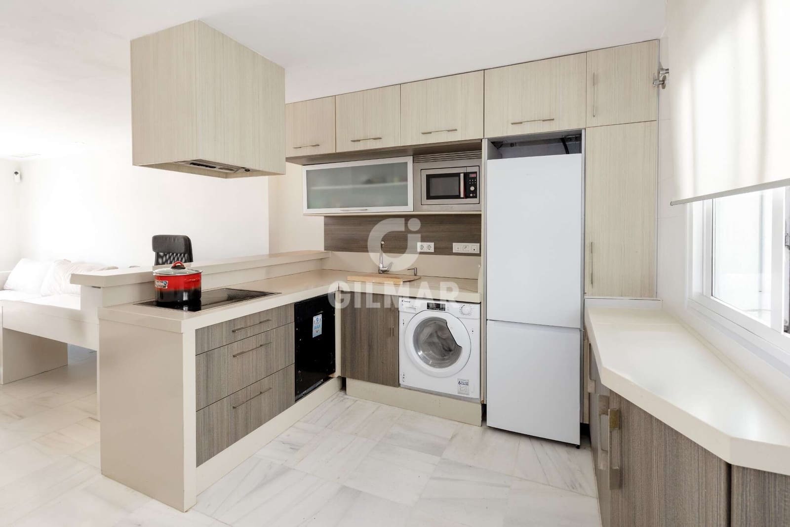 2 bedroom Penthouse for sale in El Puerto de Santa Maria - € 220,000 (Ref: 9489690)