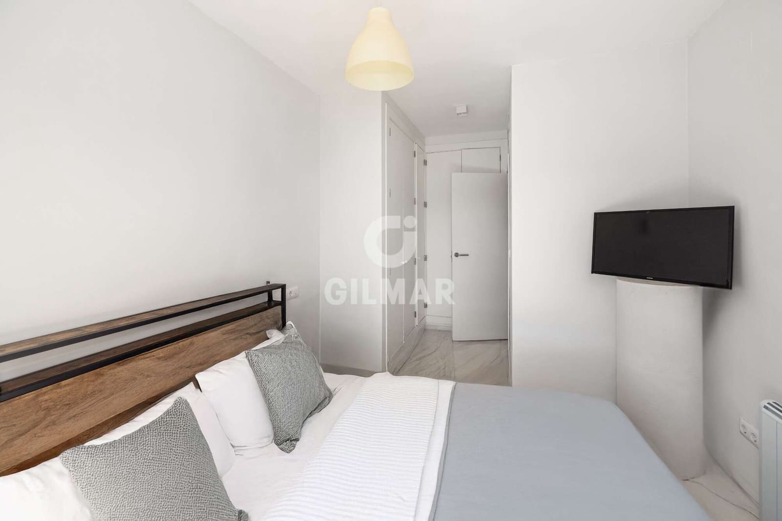 2 bedroom Penthouse for sale in El Puerto de Santa Maria - € 220,000 (Ref: 9489690)