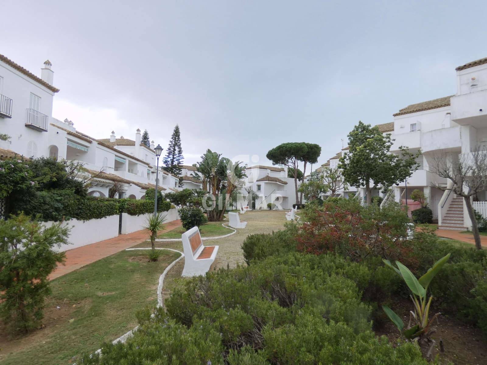 3 bedroom Flat for sale in Chiclana de la Frontera with pool - € 359,000 (Ref: 9489691)