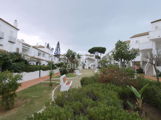 3 bedroom Flat for sale in Chiclana de la Frontera with pool - € 359,000 (Ref: 9489691)