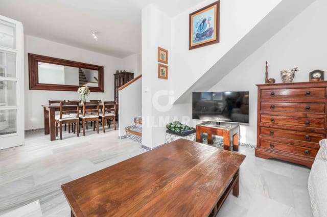 3 bedroom Flat for sale in Chiclana de la Frontera with pool - € 359,000 (Ref: 9489691)